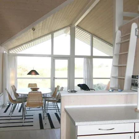 Casa de Férias Fransiske - 800m From The Sea In Western Jutland By Interhome